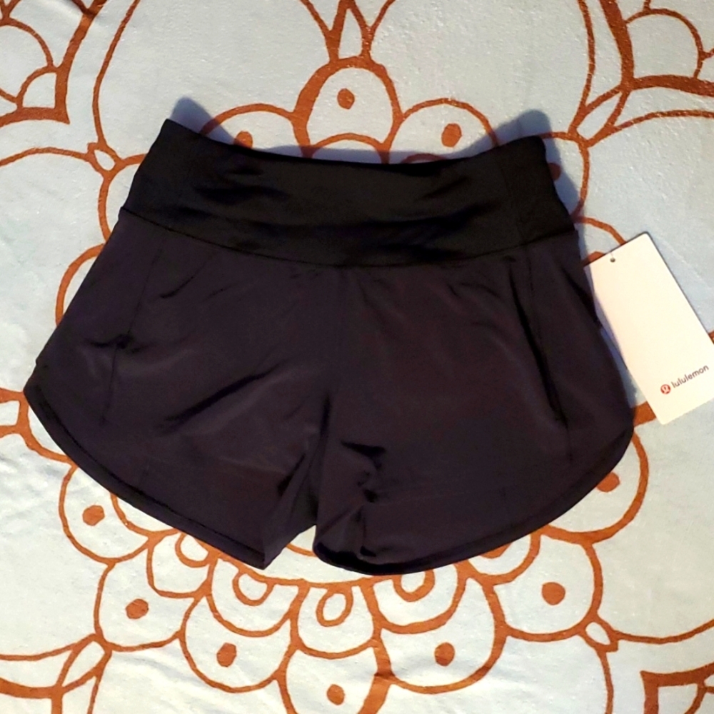 NWT Lululemon speed up short